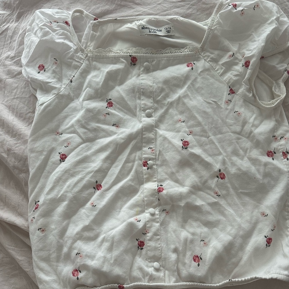 Abercrombie and fitch floral top